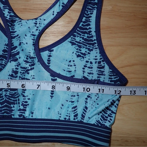 Under Armour ColdGear Sports Br, Fitted, Unpadded, Racerback Sports Bra sz XS/S - Picture 8 of 8